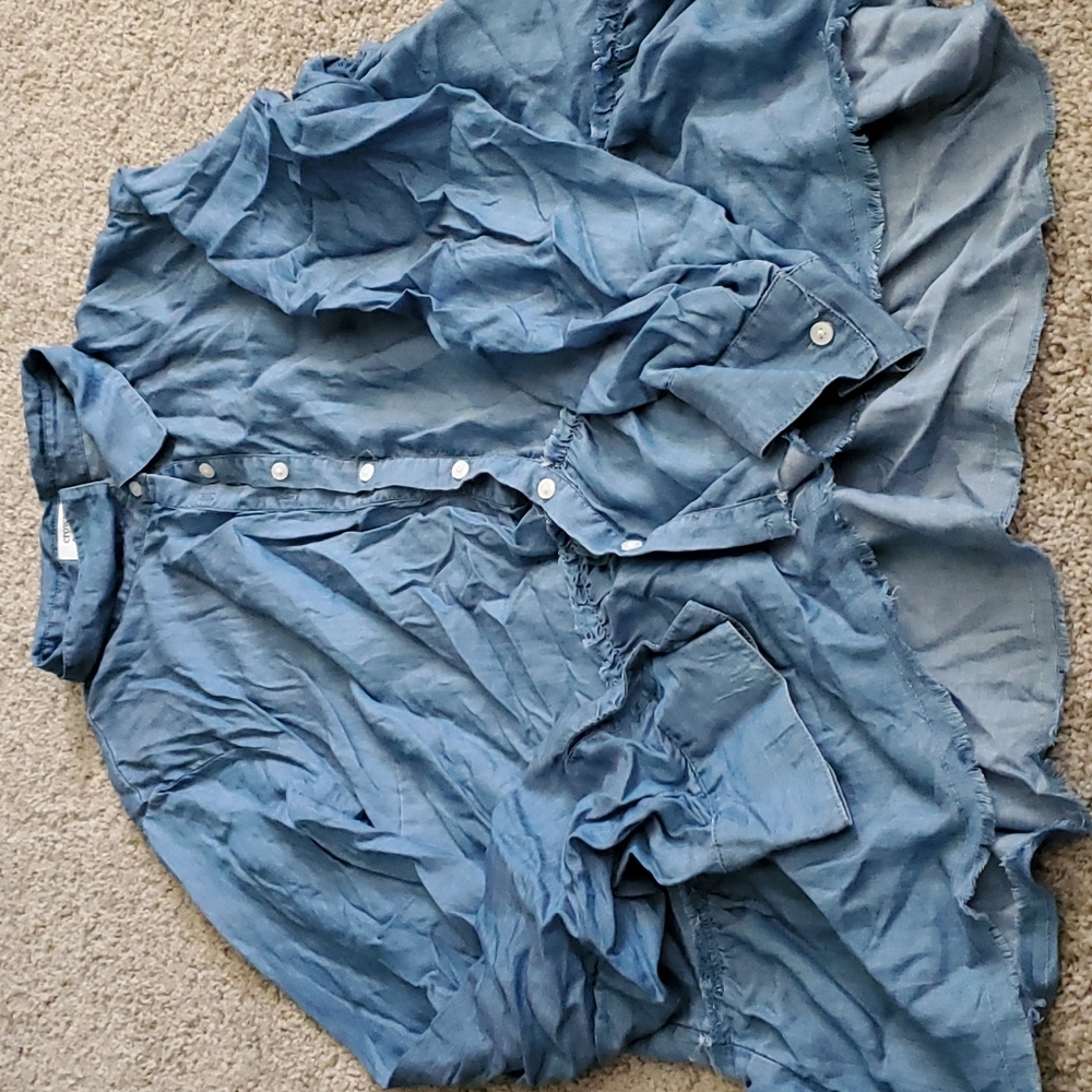 Long sleeve button down shirt
